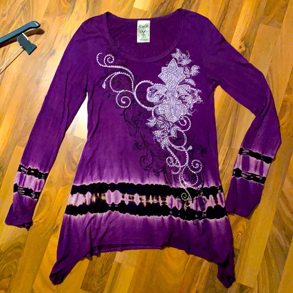Women’s VOCAL rhinestone blouse - beautiful!